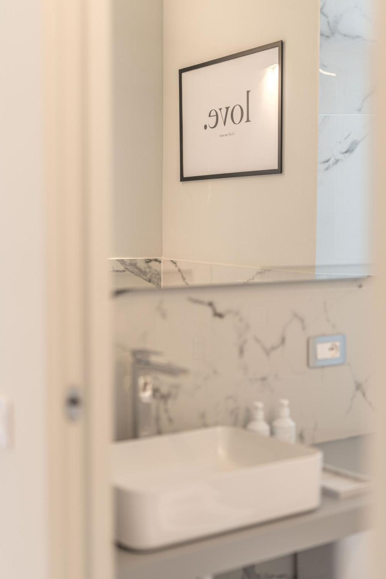 Moscova Luxury New Suite ميلان المظهر الخارجي الصورة