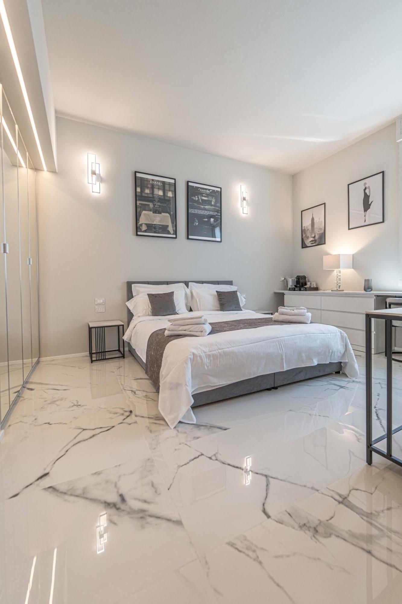 Moscova Luxury New Suite ميلان المظهر الخارجي الصورة