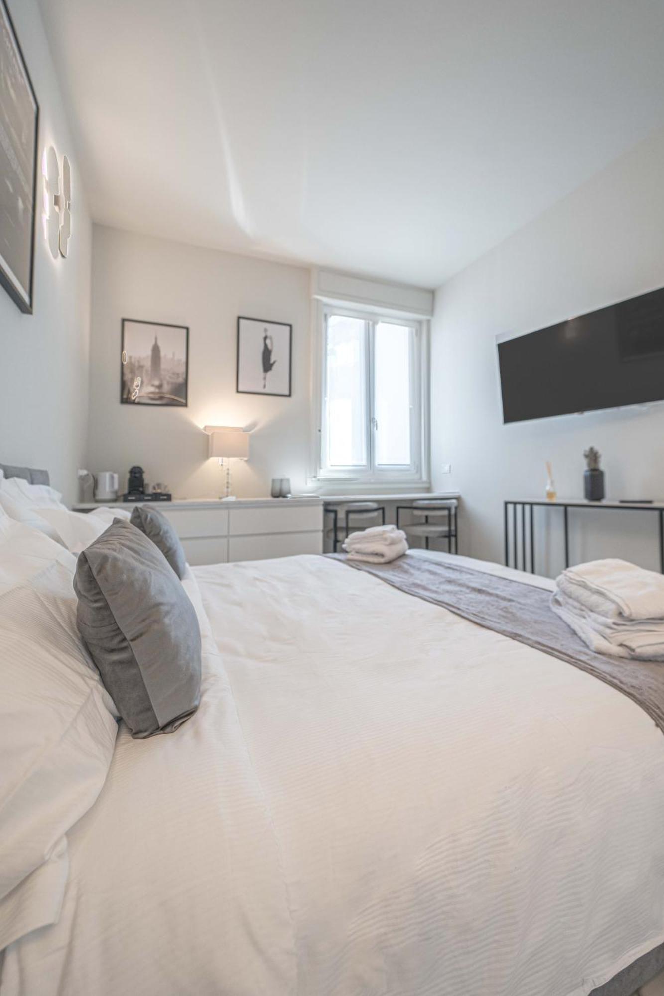 Moscova Luxury New Suite ميلان المظهر الخارجي الصورة